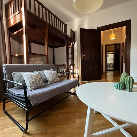 Spacious Flat-2